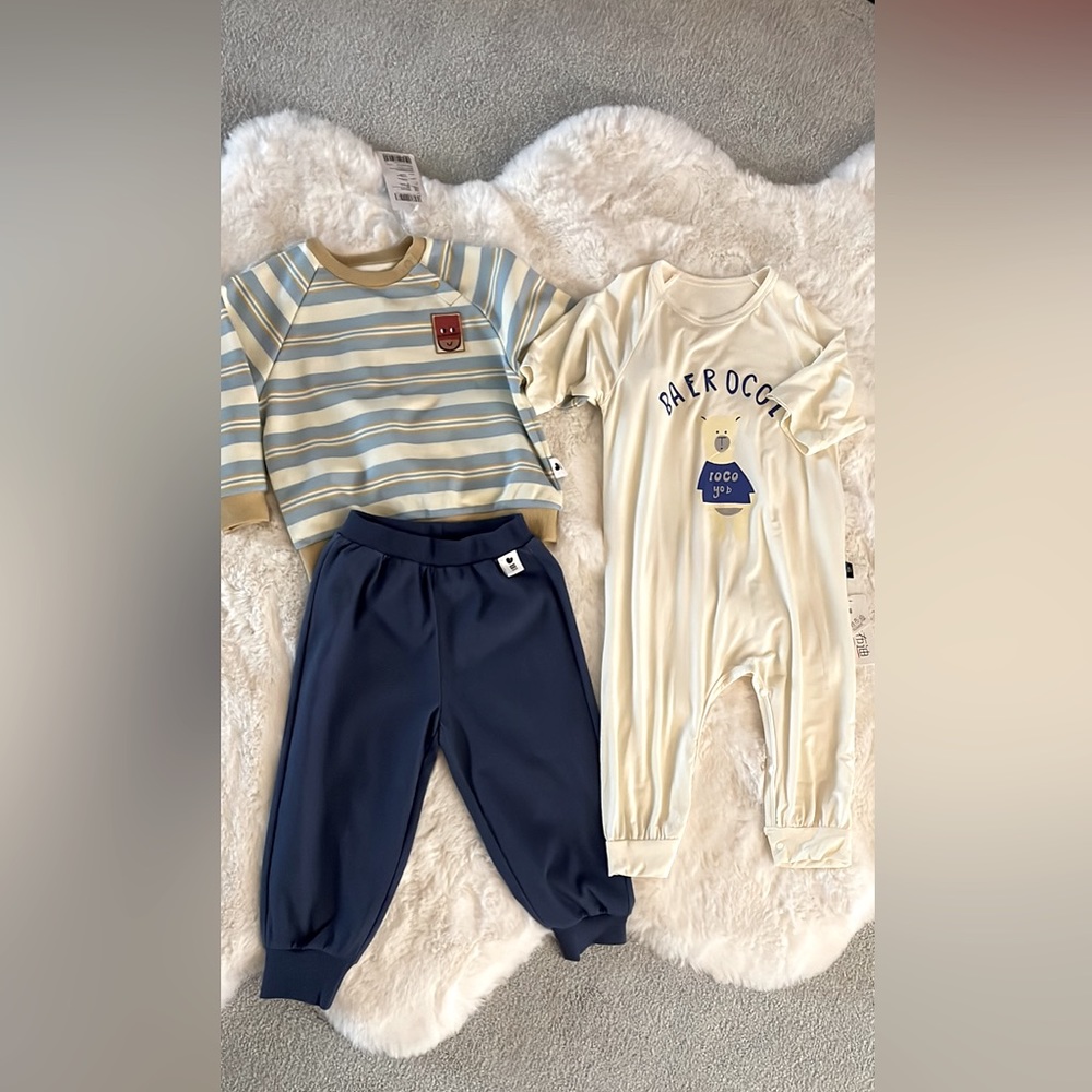 New Toddler boy clothes - sweatshirt and pant set and onesie pajamas